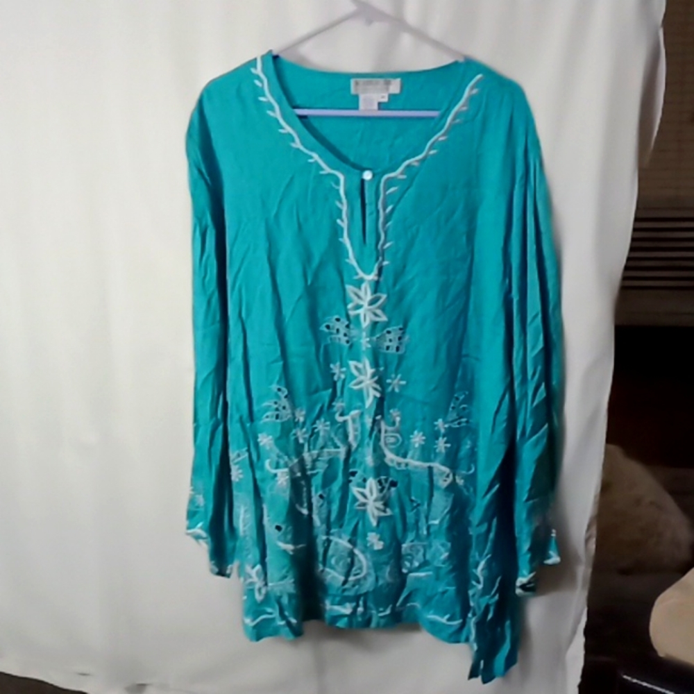 Plus size woman's top